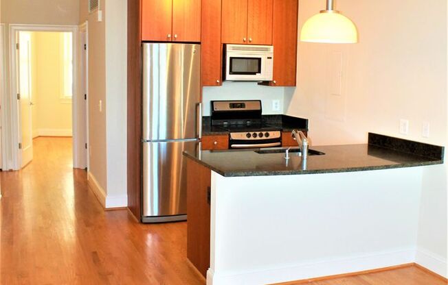 1 bed, 1 bath, 550 sqft, $2,650, Unit 404