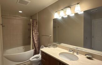 1 bed, 1 bath, $1,795, Unit # 1711