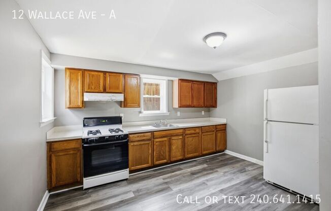12 WALLACE AVE