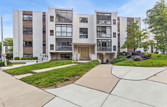 1 Bedroom Condo Walking distance to University of Delaware- Saturday 7/5 9:30am-9:45am