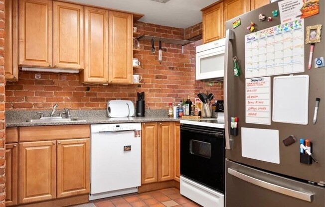 2 beds, 1 bath, 851 sqft, $4,000, Unit 307