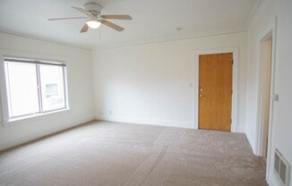 1 bed, 1 bath, $1,275, Unit 03