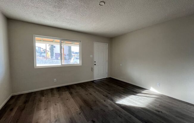 2 beds, 1 bath, $1,100, Unit 1