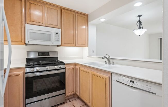 1 bed, 1 bath, $3,600