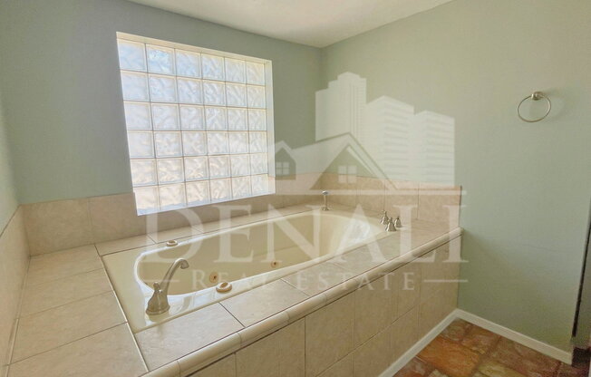 4 beds, 2 baths, 2,070 sqft, $2,295