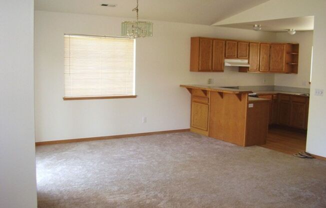 Spacious 3 Bedroom Ranch Home on Corner Lot – 98682