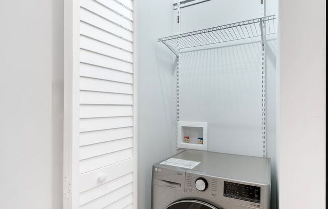 1 bed, 1 bath, 380 sqft, $1,650, Unit 106