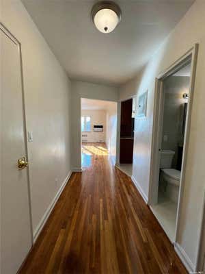 2 beds, 1 bath, $2,800, Unit 3