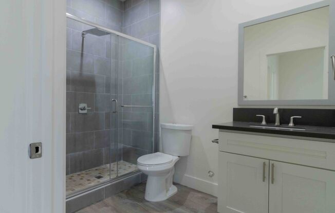 Parkway Plaza Apartments