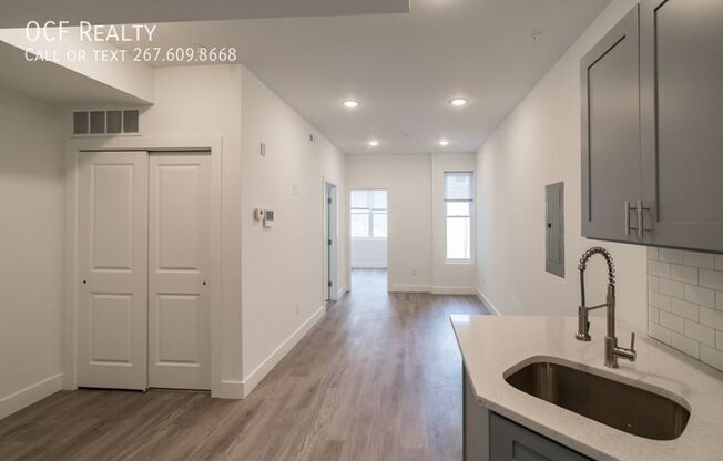 1711 SNYDER AVE