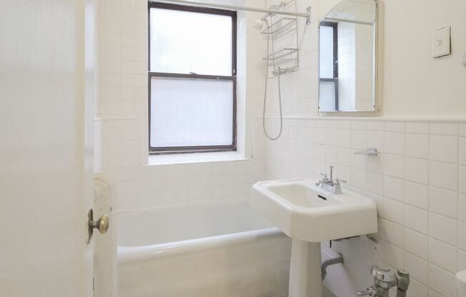 Studio, 1 bath, 510 sqft, $1,375, Unit 540-5C