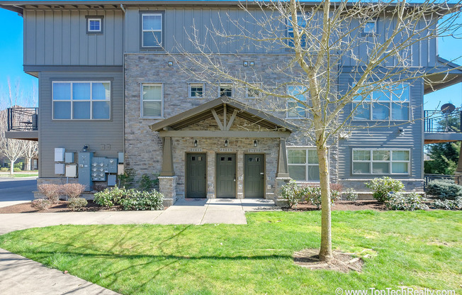 Perfect 3br Condo in Arbor Crossing*by Intel*Walk to Max*Free WiFi highspeed Internet* W/S/G Included!