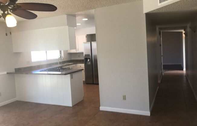 3 beds, 2 baths, $1,650