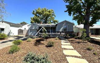 Charming Tahoe Park 2bd/1ba House with Large Yard!