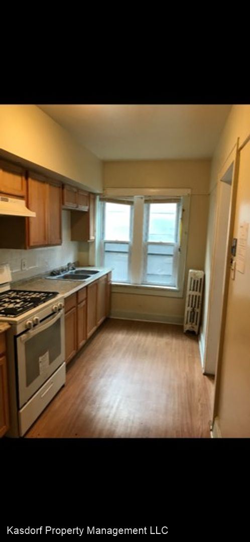 522 S. 6th St