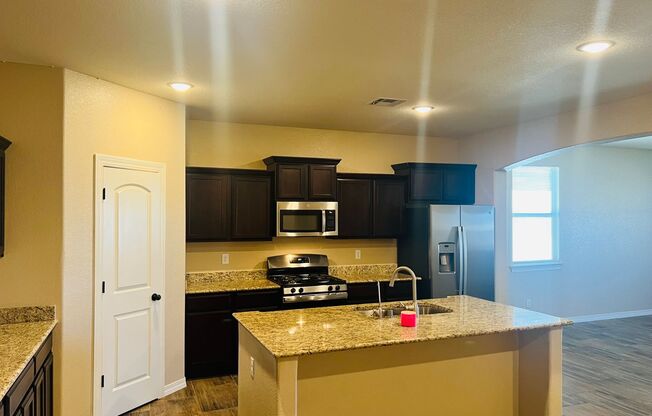 4 bedroom, 2 bathroom Dream Home in East El Paso!