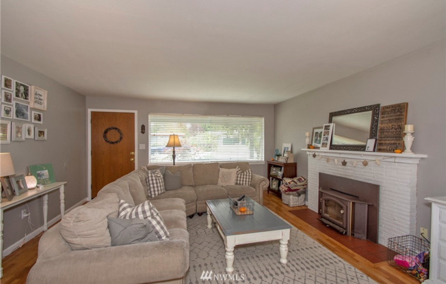 3 bed/2 ba House in University Place