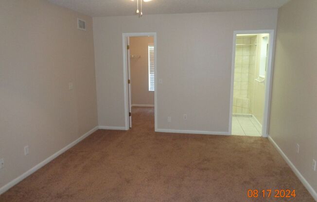 2 beds, 2 baths, $1,900