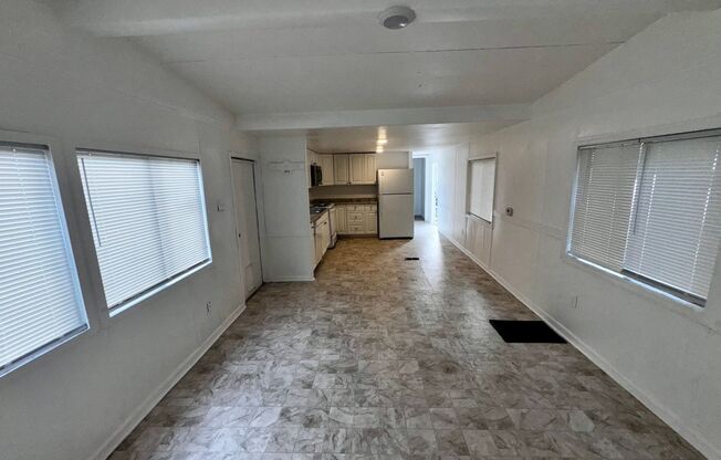 2 beds, 2 baths, $1,075