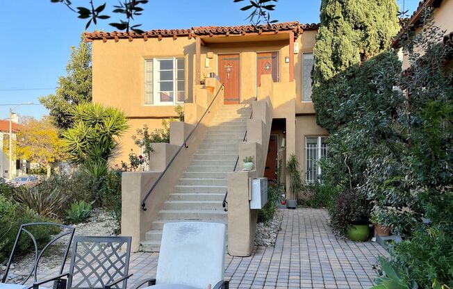 174 Cloverdale Apartments