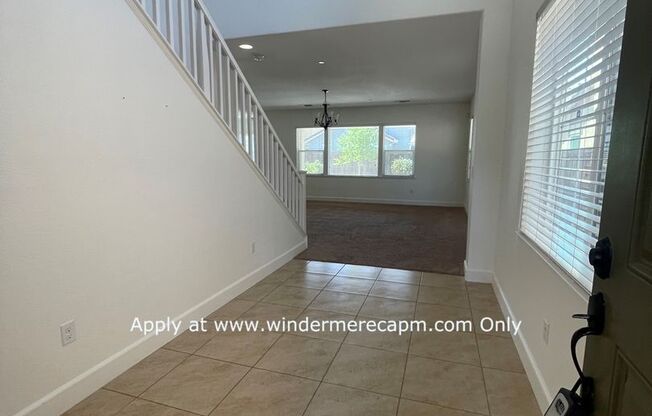 4 BDRM 3 BA Bright Home with Open Kitchen - Close to Elk Grove Auto Mall