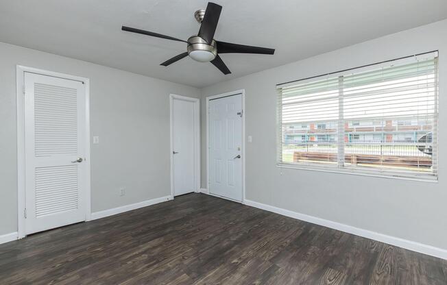 1 bed, 1 bath, 628 sqft, $877