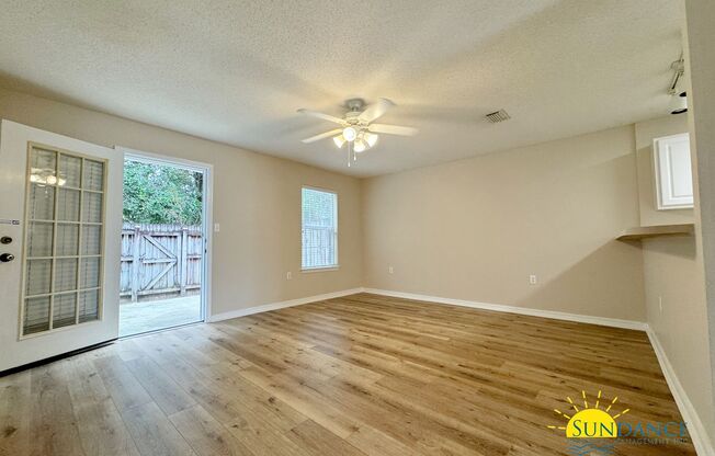 Beautiful 2 Bedroom Home in Fort Walton Beach!