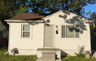 5217 Neff-2 BED & 1 BATH FOR RENT