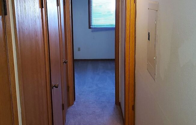 1 bed, 1 bath, $875, Unit # 05