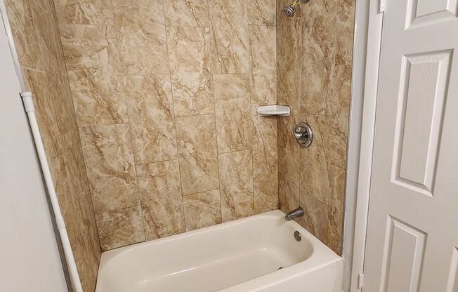 2 beds, 1 bath, 914 sqft, $1,500, Unit 1st Floor