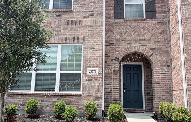 2871 BANEBERRY LN