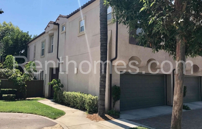 Scripps Ranch, 11665 Miro Circle, 2 Story End Unit, Attached 2 Car Garage, AC, Fireplace, All Appliances!