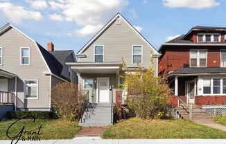 $1,450 - 3 Bed / 1 Bath Newly Renovated Home In North End