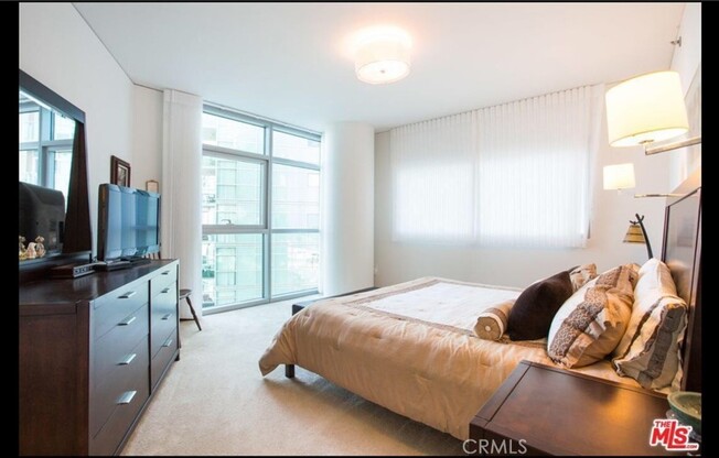 2 beds, 2 baths, 1,602 sqft, $7,200, Unit 1605
