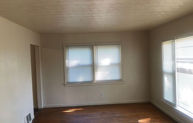 2 Bedroom