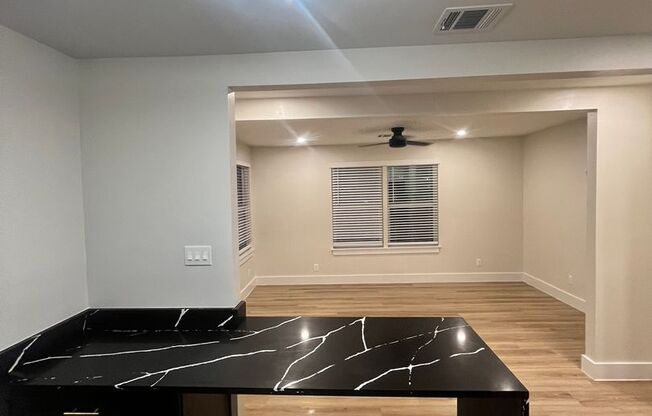 3 beds, 2 baths, 1,200 sqft, $2,599, Unit 1517-01