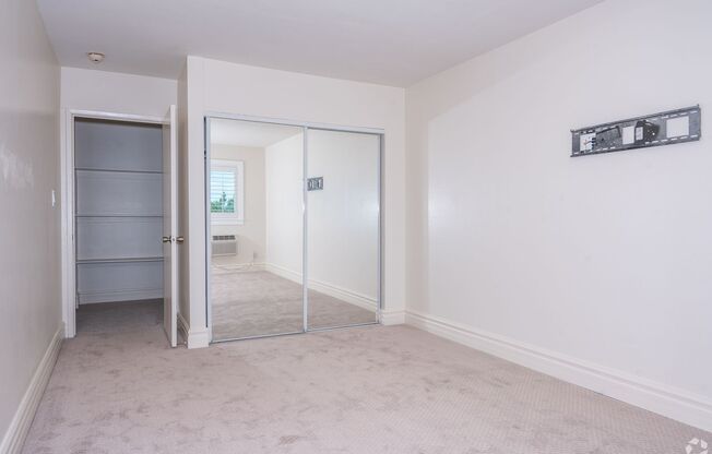 Newly Renovated One and Two Bedroom Apartments in Corte Madera with Pool, Elevator, AC