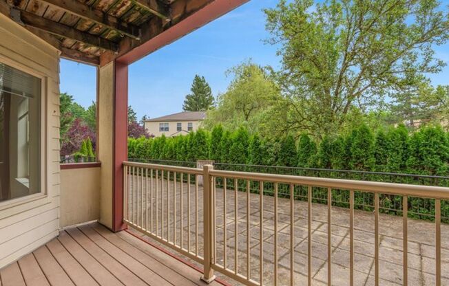 2 beds, 2 baths, 1,100 sqft, $1,695, Unit 23