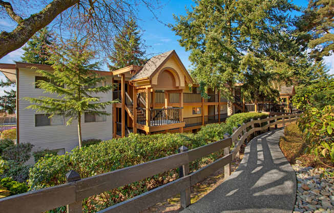 Soundview Exterior Apartments in Federal Way, WA