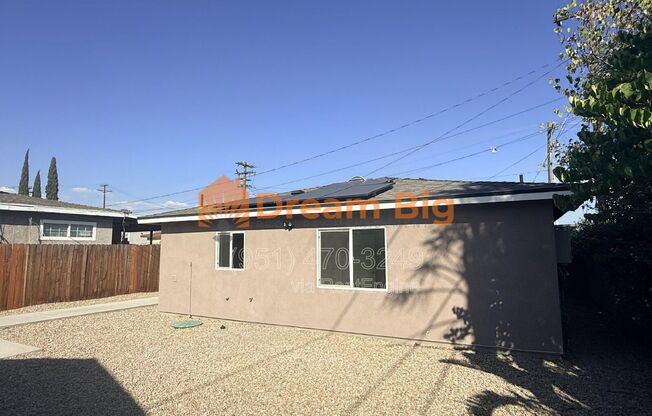 509 W LORRAINE PL