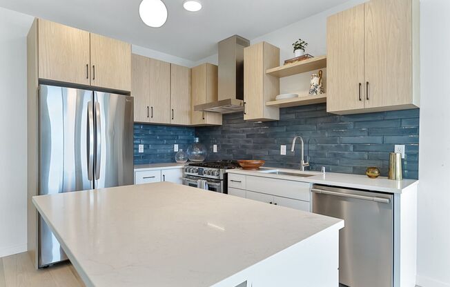 2 beds, 2 baths, 1,433 sqft, $3,295, Unit 505