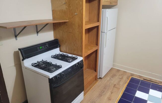 2 beds, 1 bath, $850