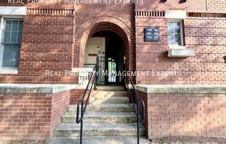 761 N ALEXANDER ST