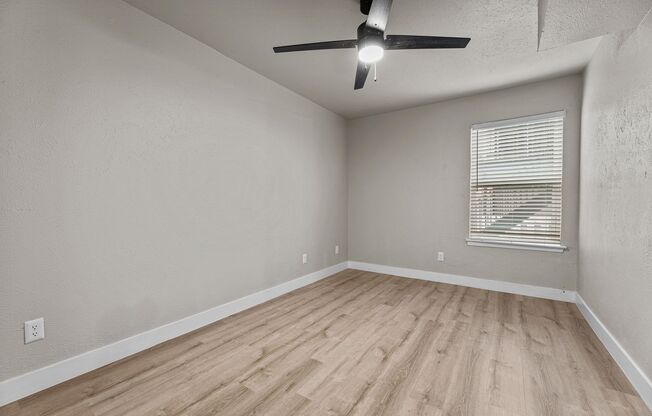 1 bed, 1 bath, 495 sqft, $800, Unit 214