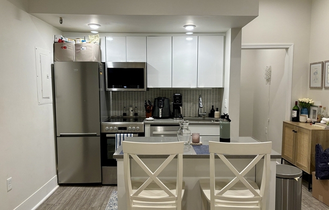 827 Boylston St Apt 302