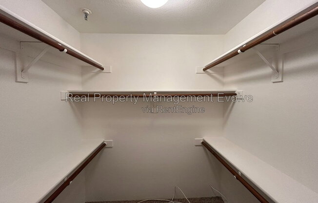 3 beds, 2 baths, 1,428 sqft, $1,995, Unit 240
