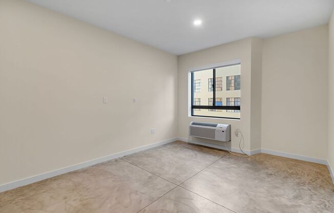 Studio, 1 bath, 305 sqft, $1,495, Unit 367