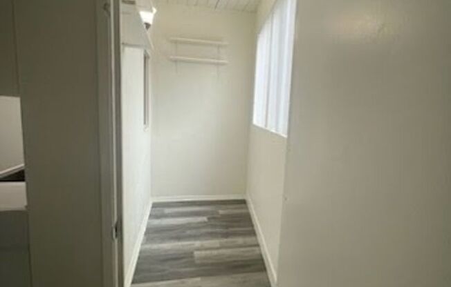 Studio, 1 bath, $1,600, Unit Apt 10