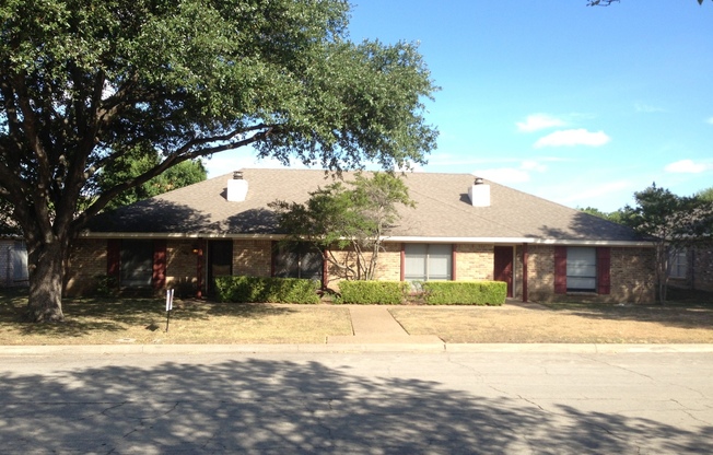 3 beds, 2 baths, $1,495