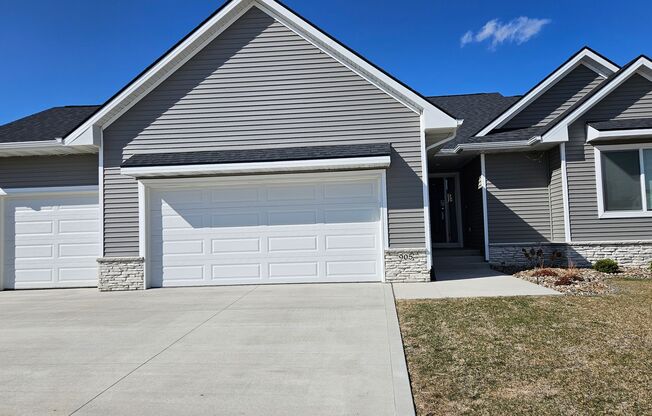 Stunning 4-Bedroom Home in Beautiful Waukee Neighborhood!